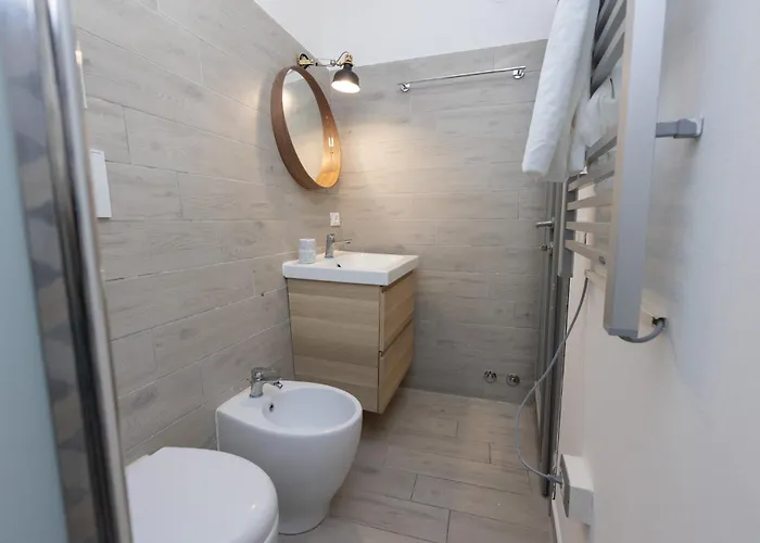 Guesthost - Rione Vi Parione Cozy Flat Appartamento